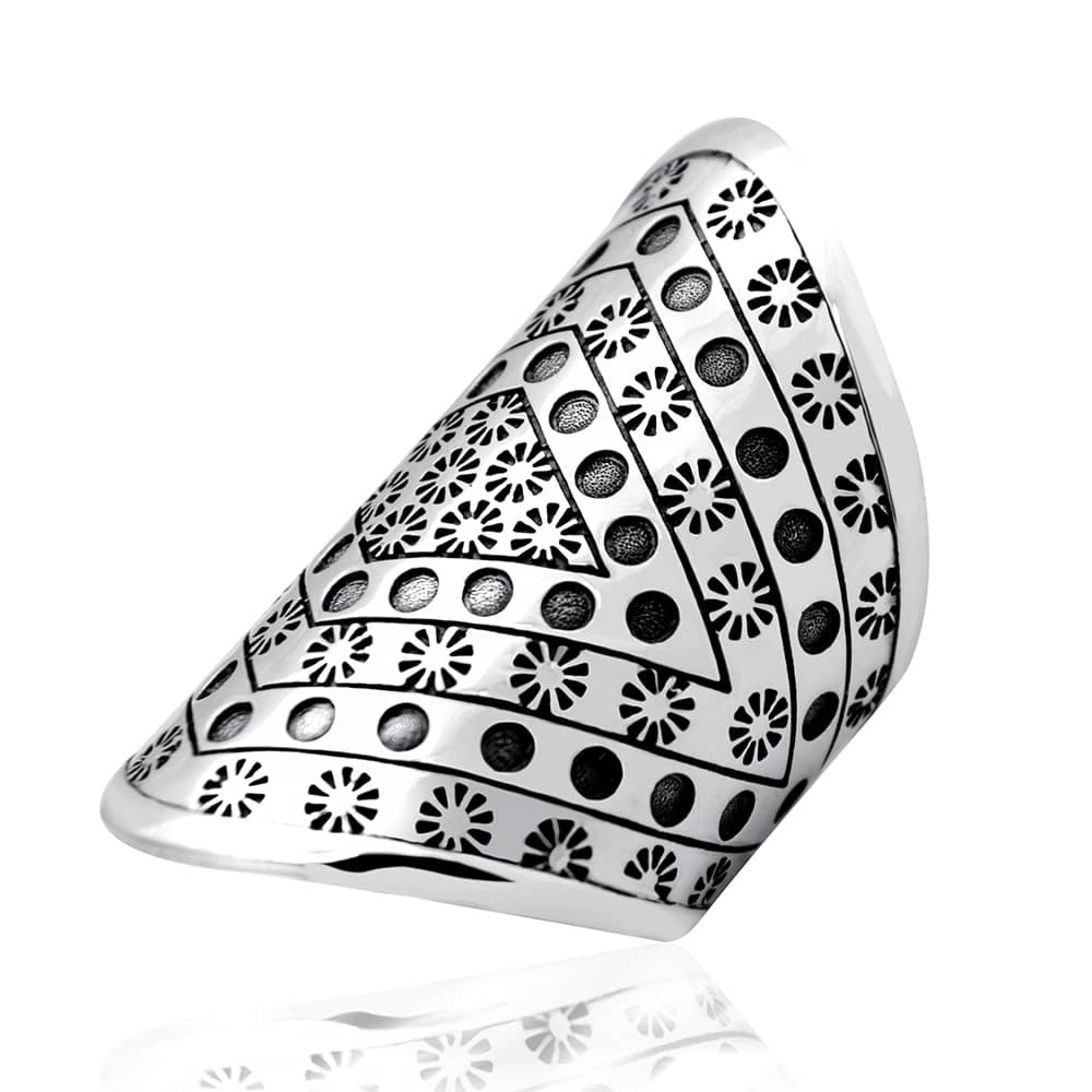 Серебряное кольцо (3814)