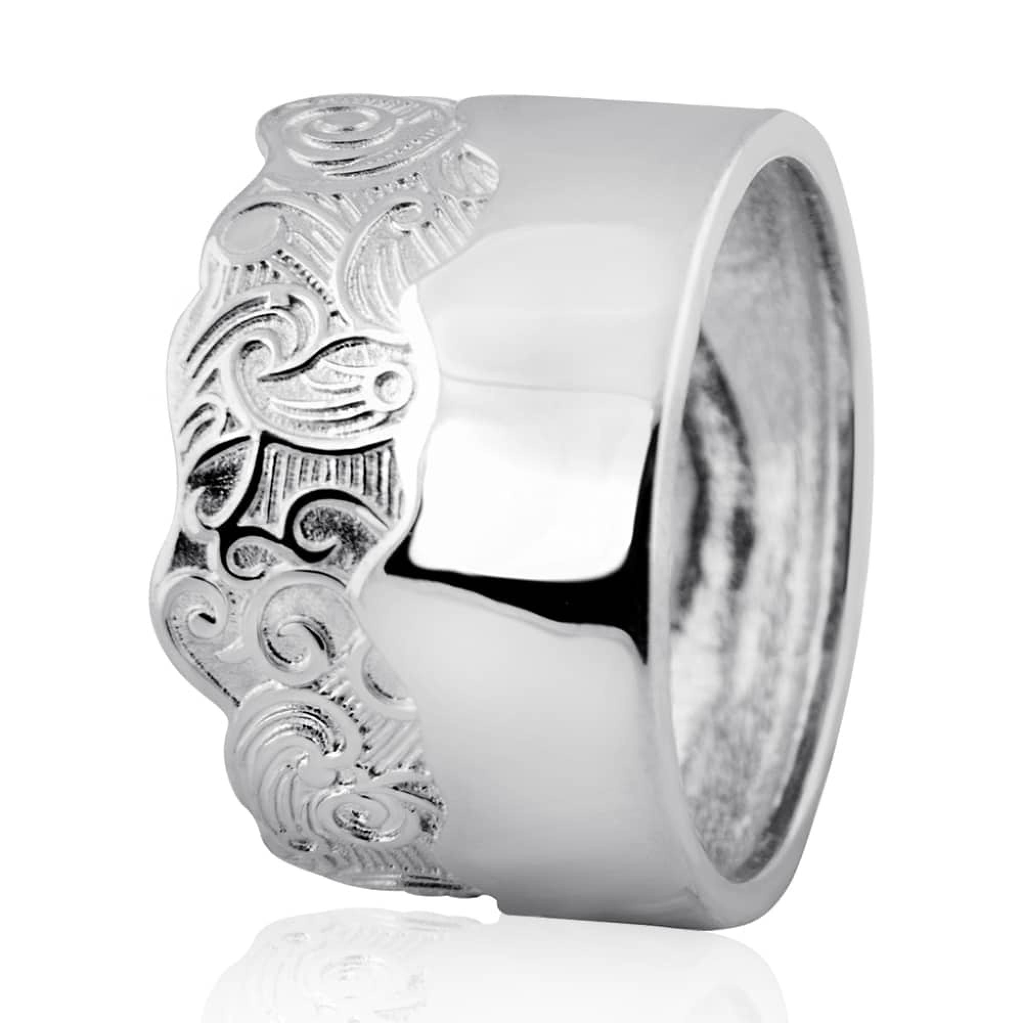 Серебряное кольцо (3906)