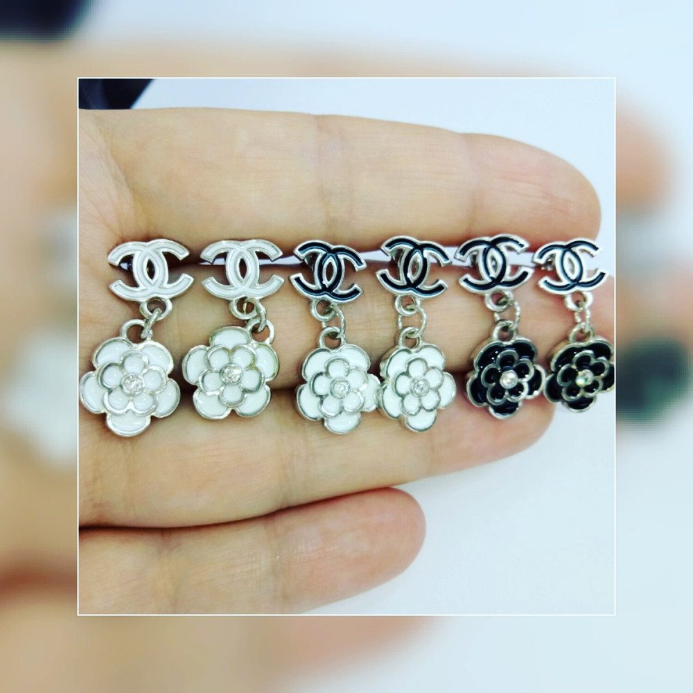 Срібні сережки-гвоздики (4776) - 2