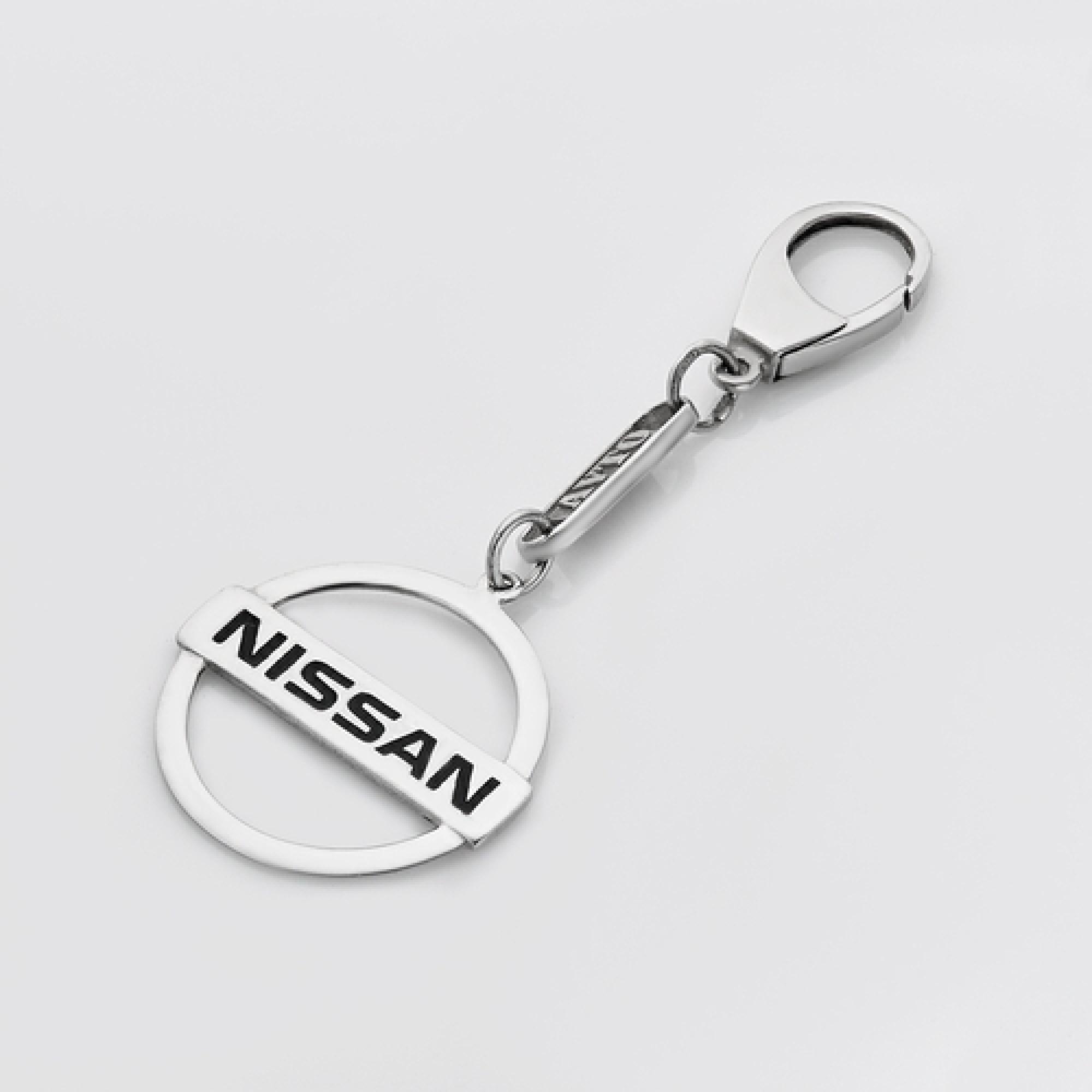 Серебряный брелок Nissan (Ниссан) (9012.1)