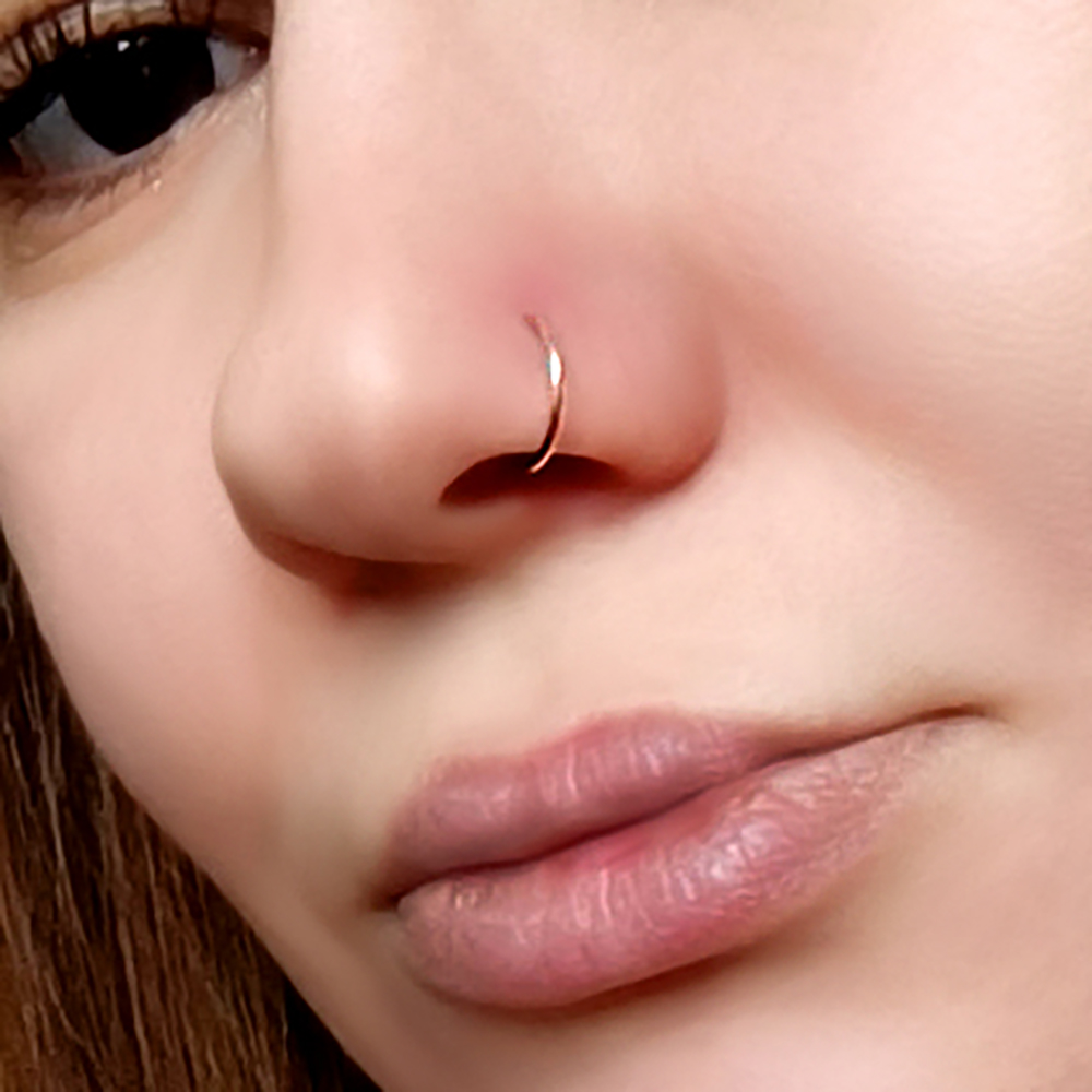 Золотий пірсинг в ніс (з6035) - 2